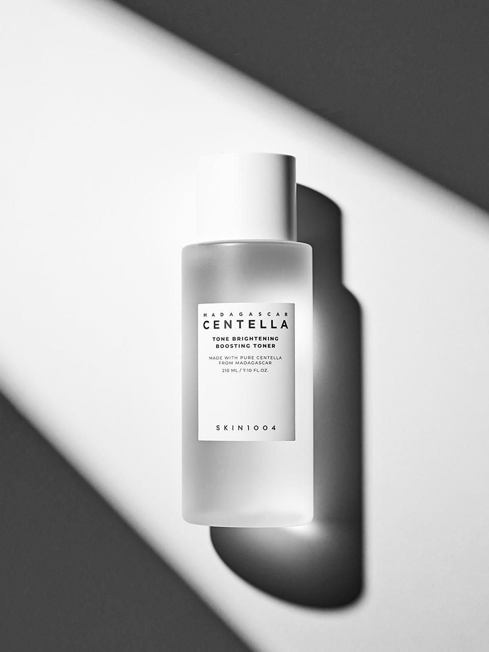SKIN1004 Madagascar Centella Tone Brightening Boosting Toner (210mL)
